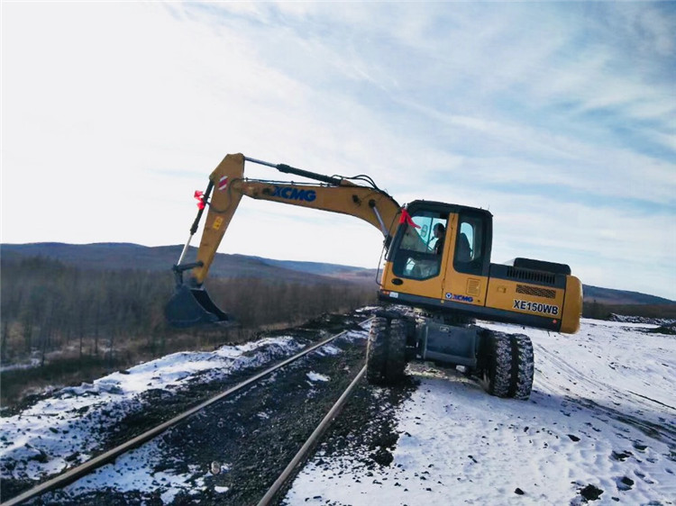 XCMG 15 ton wheel excavator XE150WB wheeled excavator machine for sale